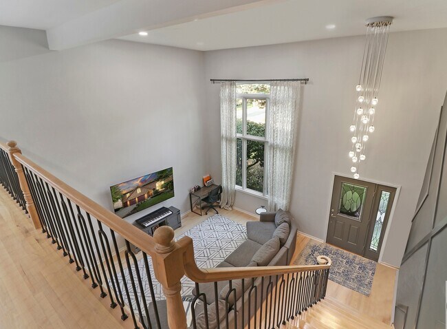 Building Photo - 196 Rosedale Ct