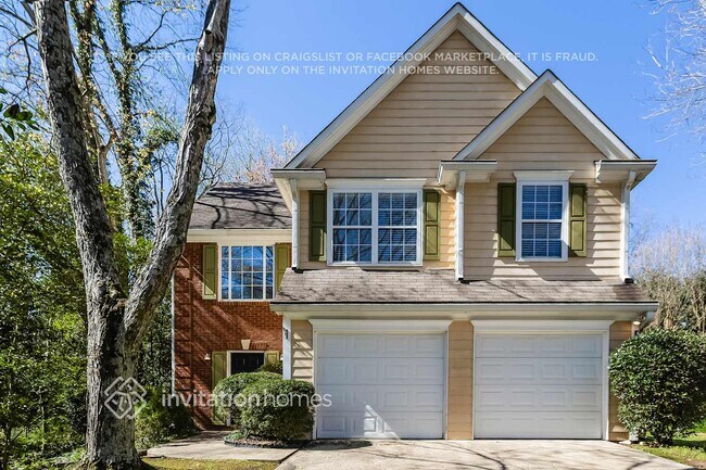 Building Photo - 28 Whitlock Square SW