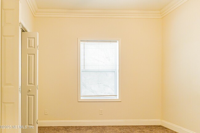 Building Photo - 485 4th St N