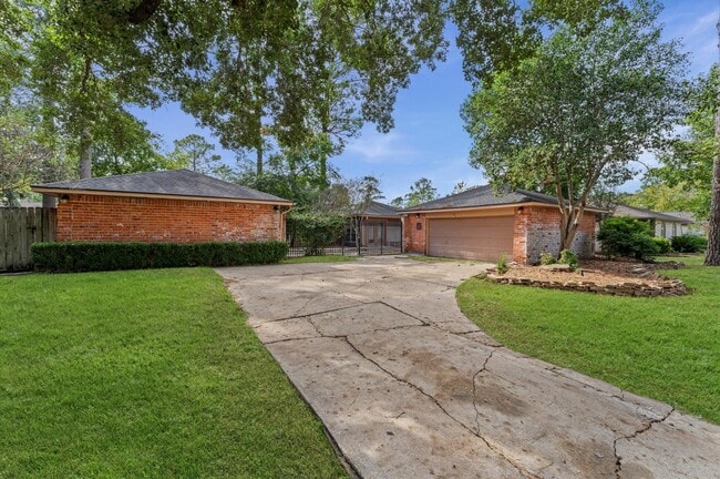 Building Photo - 12319 Campos Dr