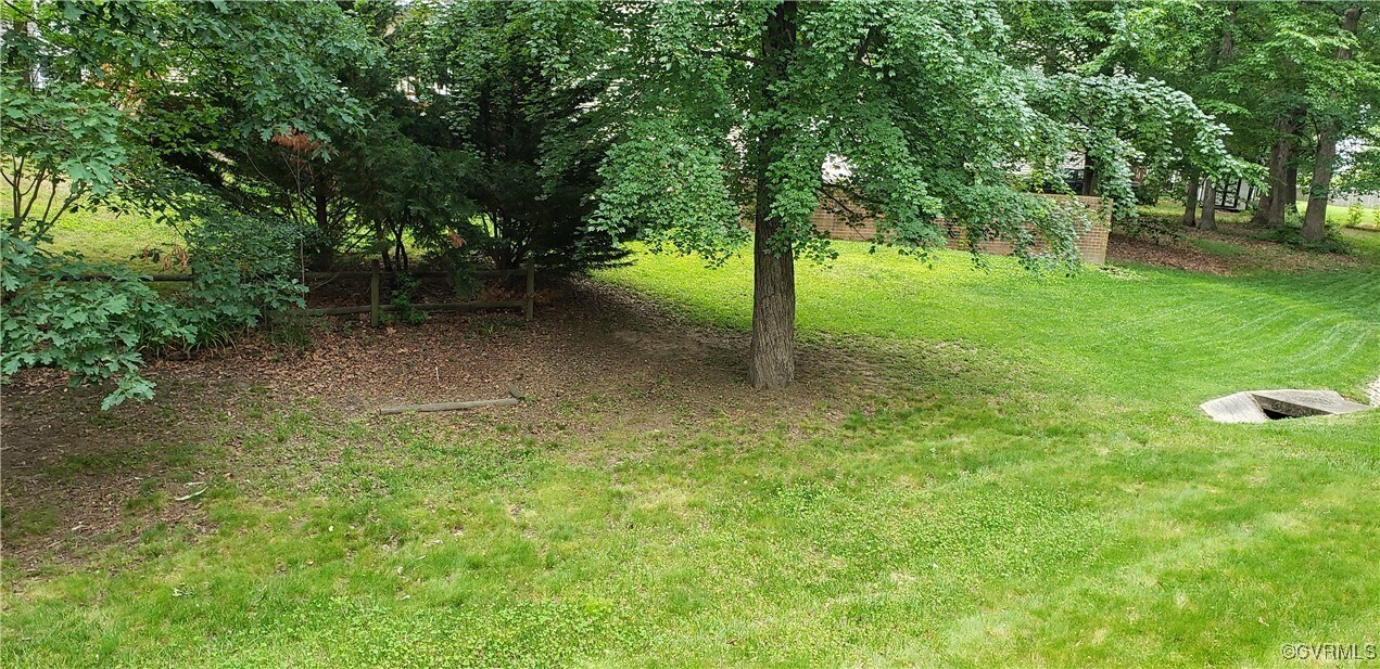 Building Photo - 7631 Kentucky Derby Dr