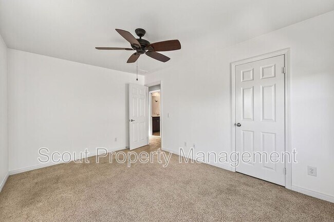 Building Photo - 39012 Crown Ranch Rd