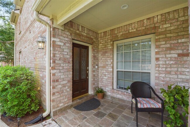 Primary Photo - 1110 Enclave Square W