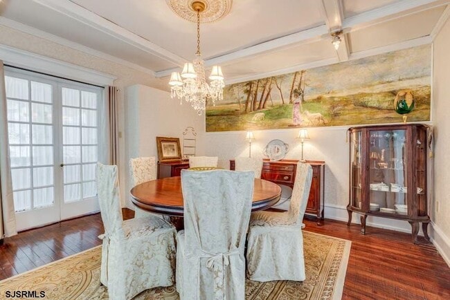 Building Photo - 24 S Vassar Square