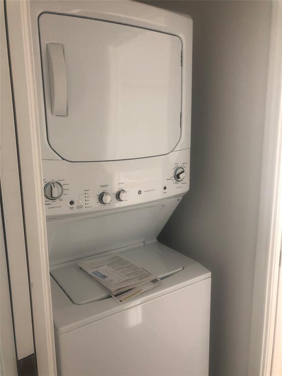 Building Photo - 1101 4th St