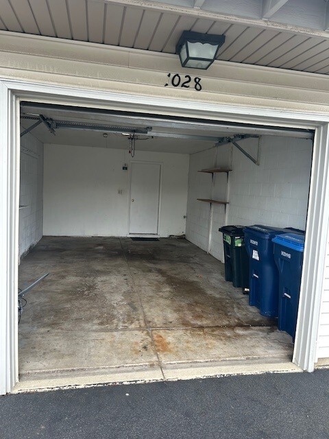 Building Photo - 1028 Sagamore Dr
