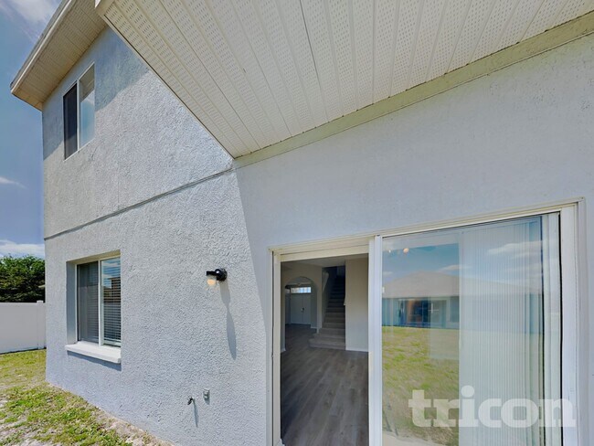 Building Photo - 12603 Longcrest Dr