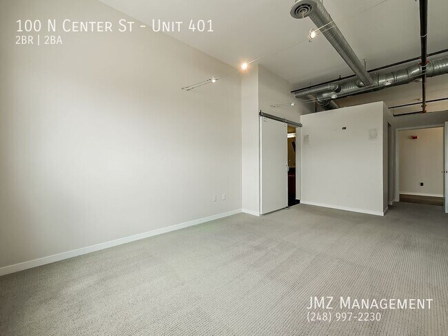 Building Photo - 100 N Center St
