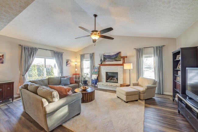 Building Photo - 1589 Morrison Farms Dr