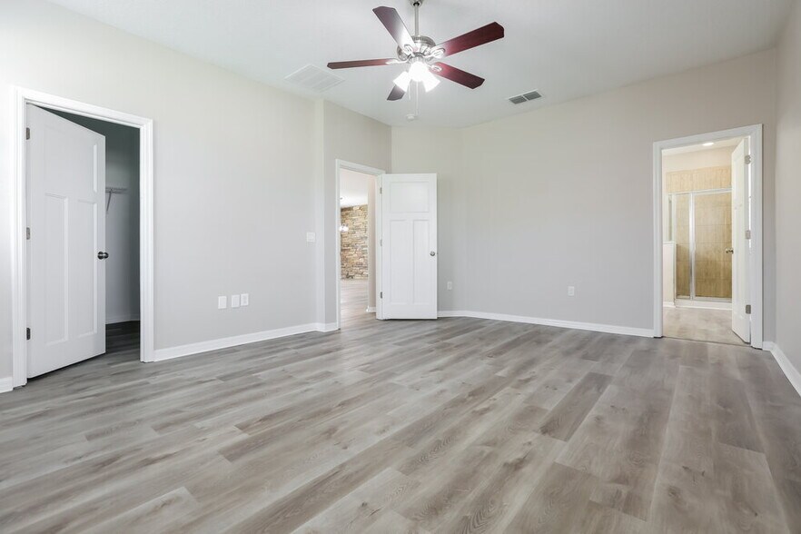 Building Photo - 7403 Turtle View Dr