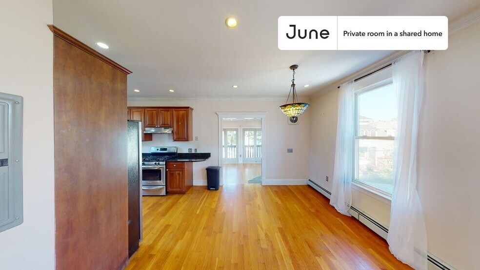 Building Photo - Room in Shared 6 bed/2 bath home