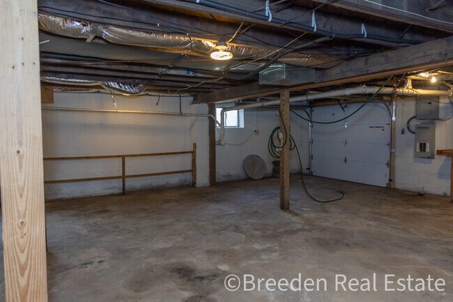 Building Photo - 8321 NC-181