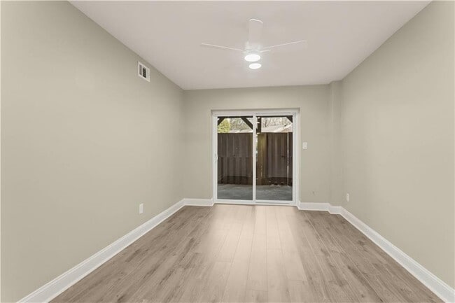 Building Photo - 49 Ivy Gates NE