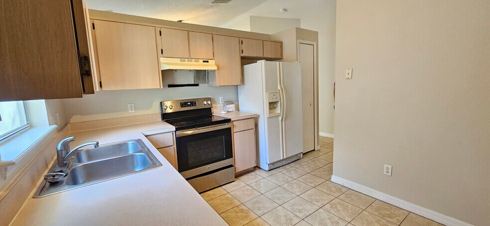 Building Photo - 206 Panorama Dr