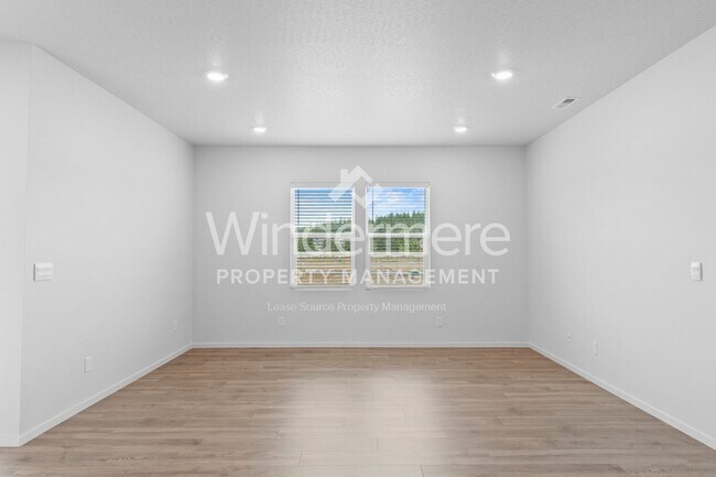 Building Photo - 3543 S Keller Ln