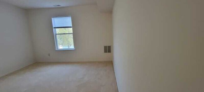 Building Photo - 1575 Long Meadow Trail