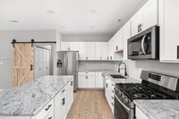 Building Photo - 1111 N Hamilton Ave