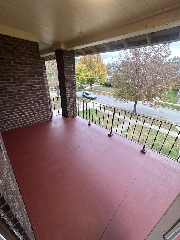 Building Photo - 1557 Cohassett Ave