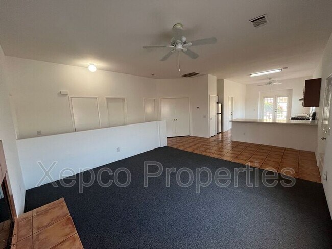Building Photo - 53750 Avenida Alvarado