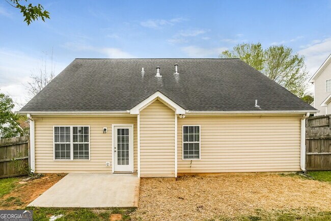 Building Photo - 204 Lee Ct