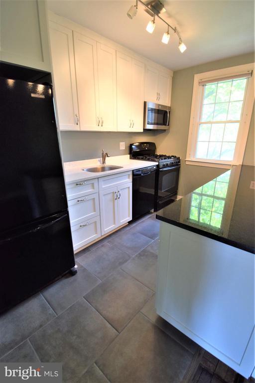 Building Photo - 2714 Ordway St NW