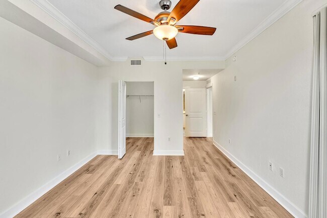 Building Photo - 1405 Renaissance Way