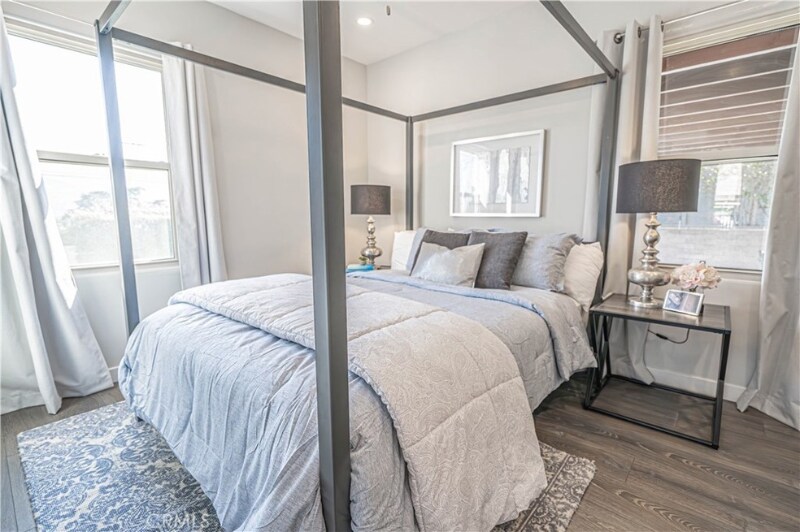 Building Photo - 3744 Los Olivos Ln