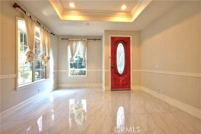 Building Photo - 529 S 5th Ave