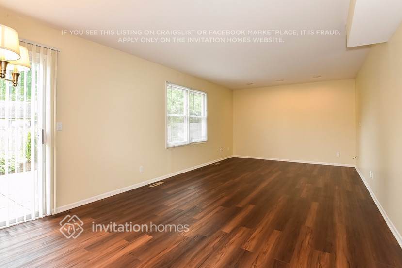 Building Photo - 1248 Rosewood Ln