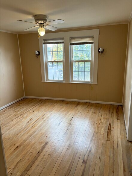 Building Photo - 72 Hoover St