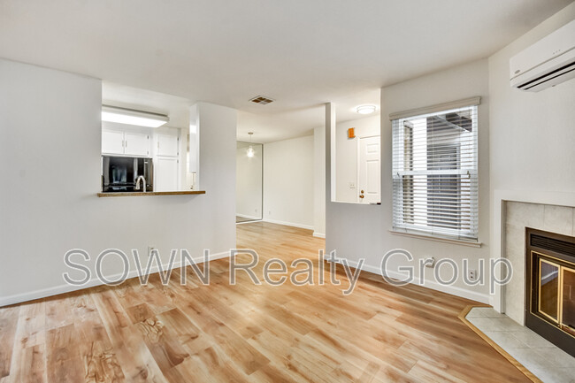 Building Photo - 4564 Waterville Dr
