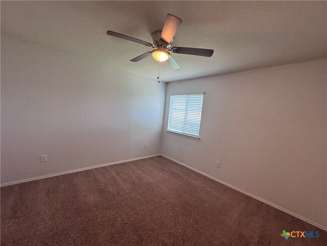 Building Photo - 1310 Stonewall Ridge