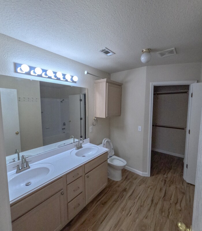 Building Photo - 120 Llama Loop