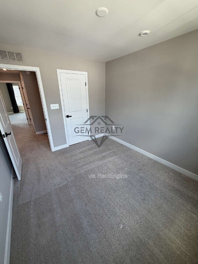 Building Photo - 8700 Stevenson Ln