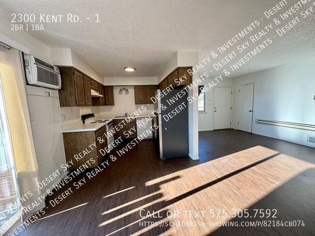 Building Photo - Centrally located 2 bedroom 1 bath apartment