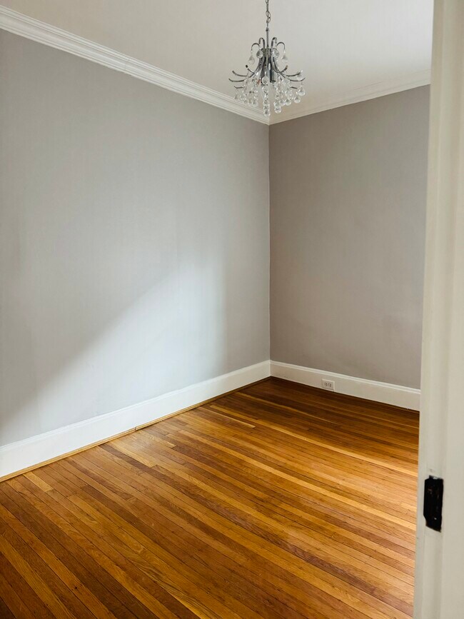 Building Photo - 3614 Edwards Road