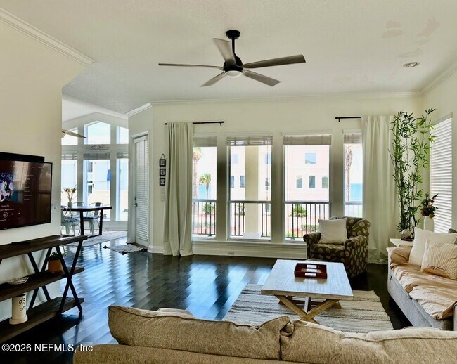Building Photo - 692 Sand Isles Cir