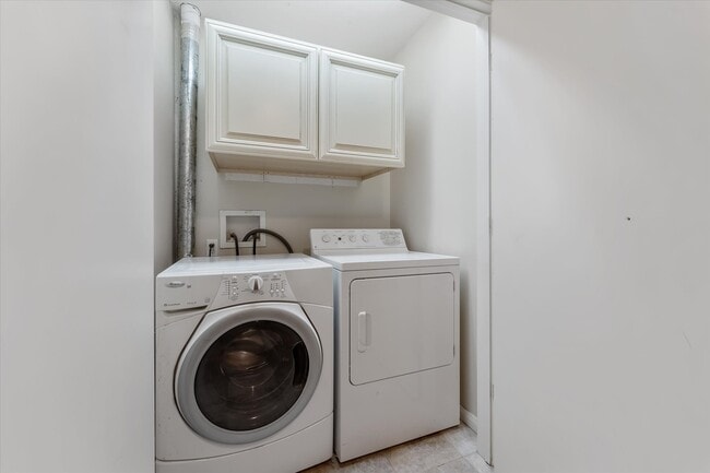 Building Photo - 4206 Law St