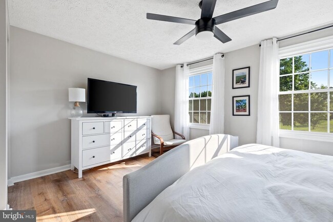Building Photo - 3772 Sudley Ford Ct