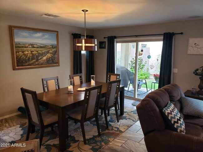 Building Photo - 16345 W Latham St