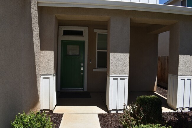 Building Photo - 2375 Explorador Dr