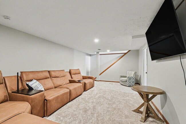 Building Photo - 51222 Crooked Oak Dr