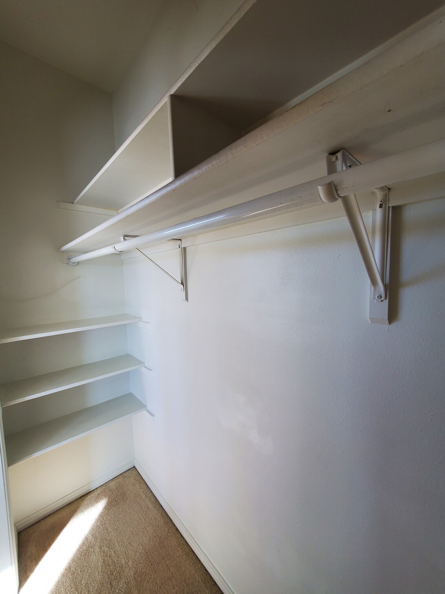 Building Photo - 12700 Desert Sky Ave NE