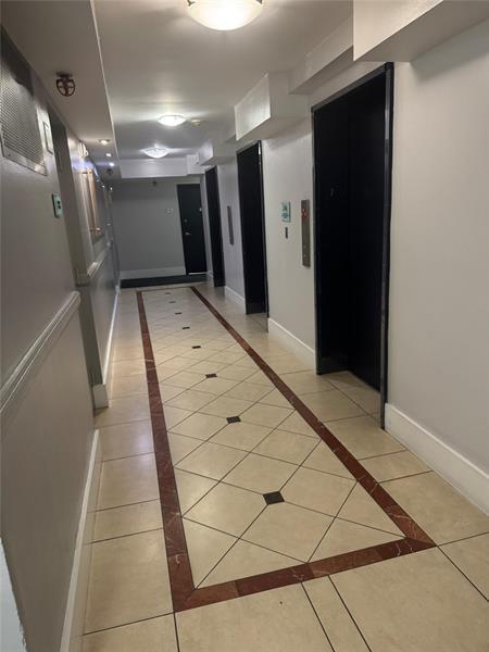 Building Photo - 850 N Miami Ave