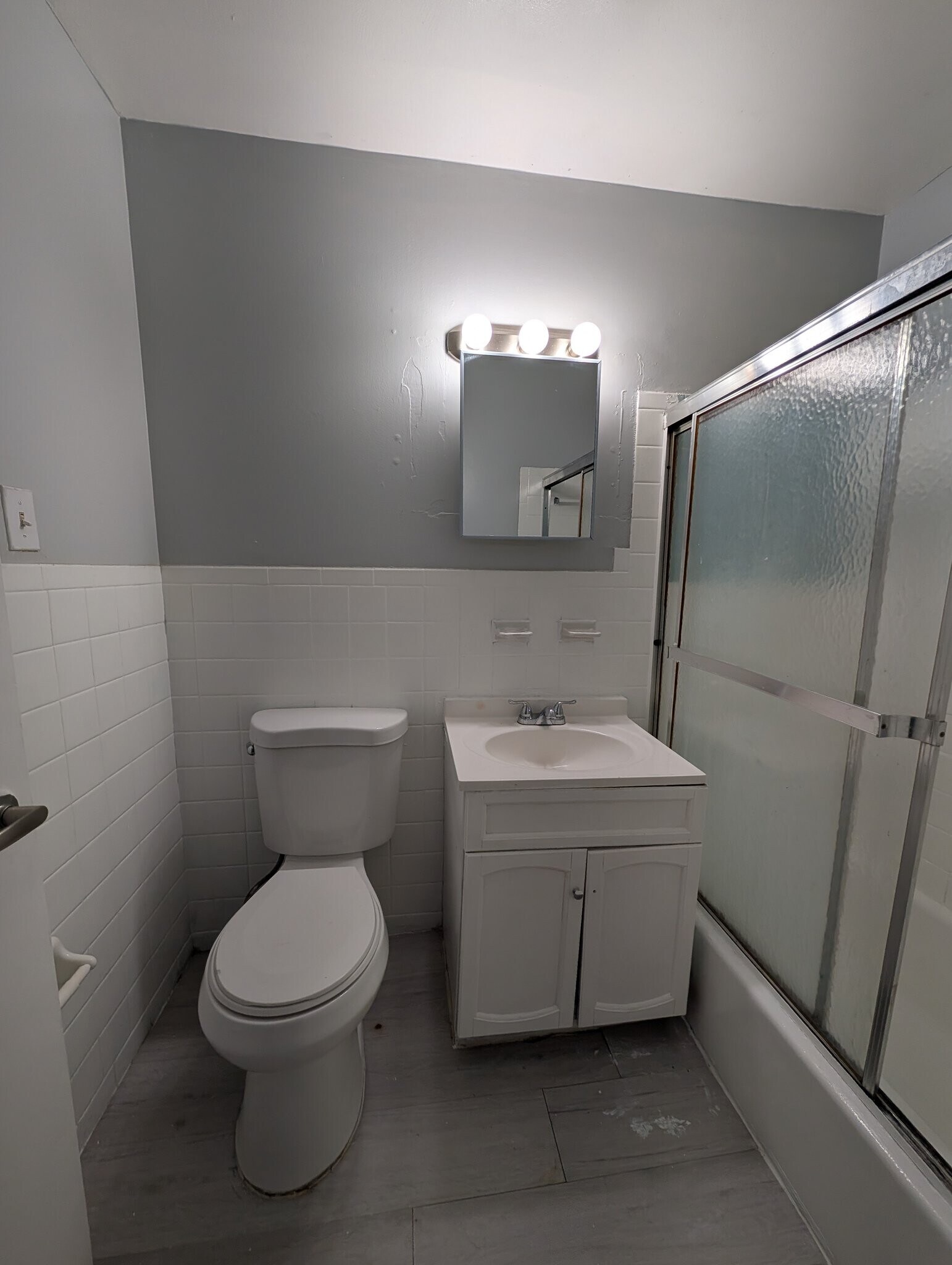 Building Photo - 194 Washington St