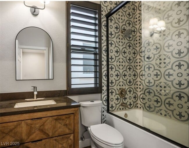 Building Photo - 8778 Villa La Rae Ave