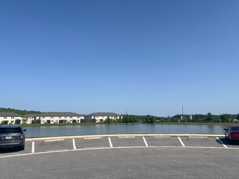 Building Photo - 29817 Southwell Ln