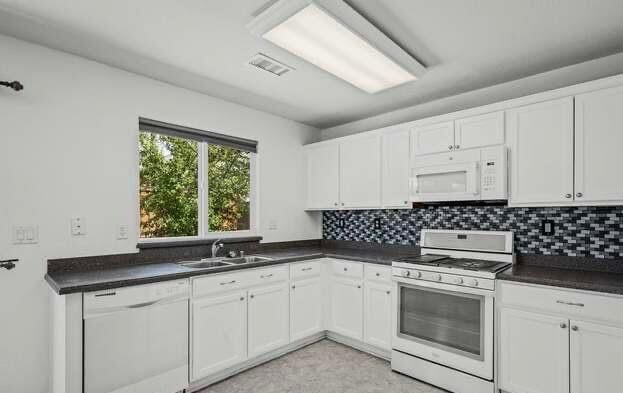 Building Photo - 11620 Verazae Dr