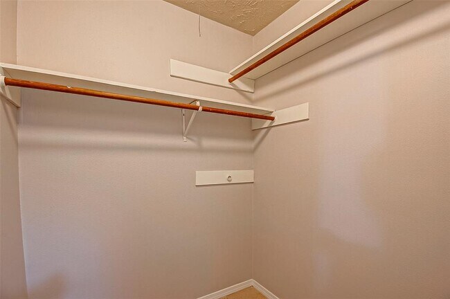 Building Photo - 11203 Doric Ct