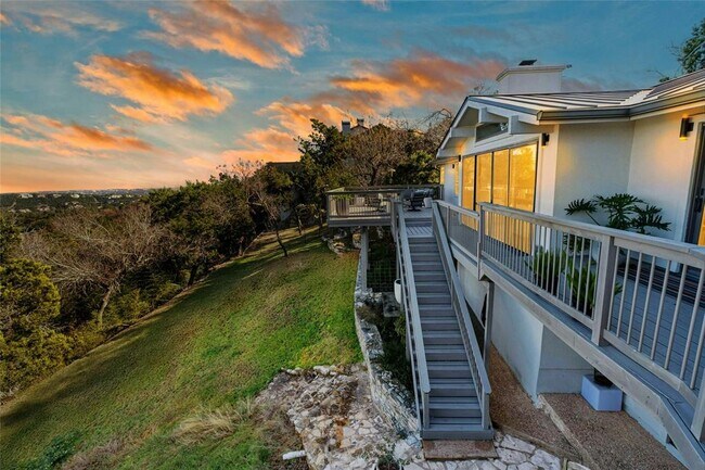 Building Photo - 1000 Redbud Trail